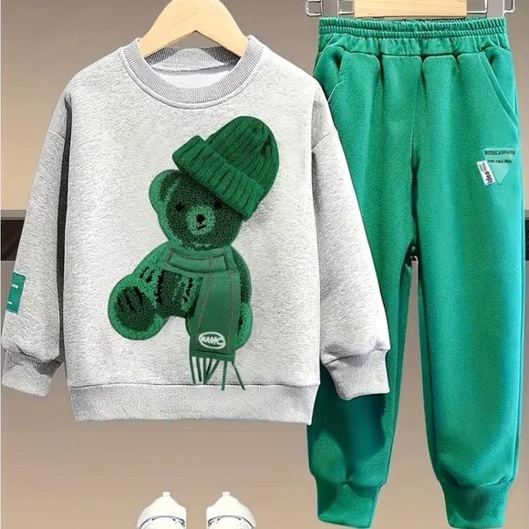 Boy's 2-Piece Beanie Bear Crew Neck Sweatshirt & Trendy Pants - Picture 1 of 14